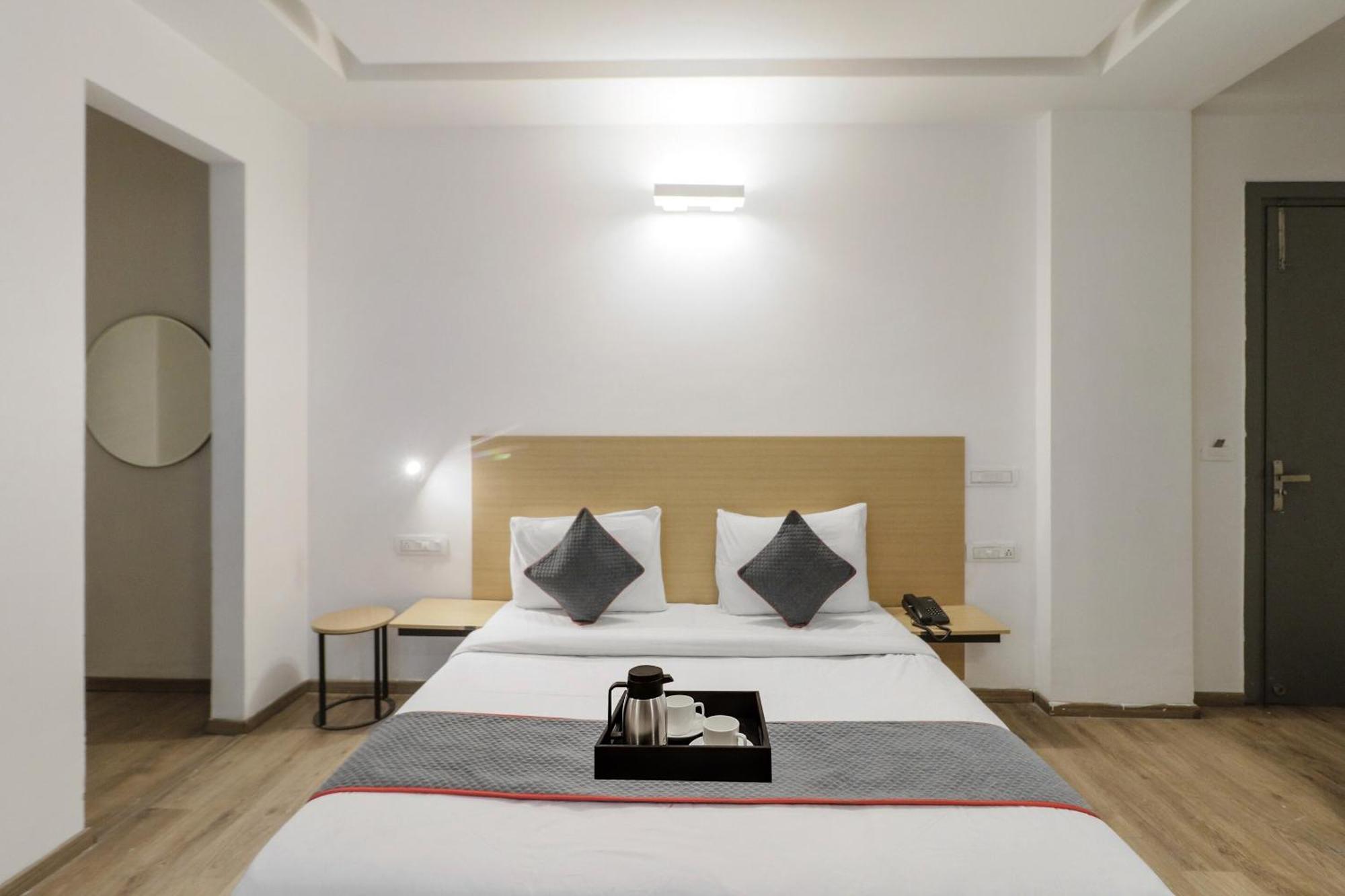 Townhouse Hotel Flora Lite Gurgaon Dış mekan fotoğraf